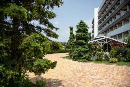 Alean Family Biarritz (Алеан Фэмили Биарриц)