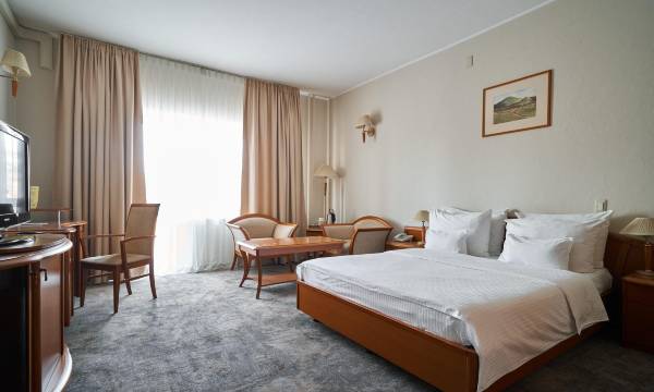 Voznesenskiy Hotel