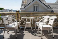 La Fleur Premium Central Apartment Hotel