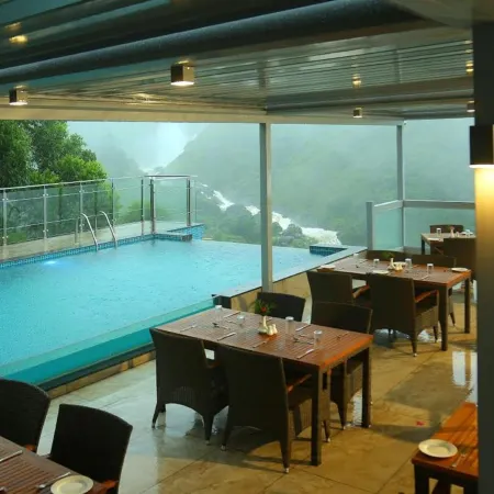 Blanket Hotel & Spa