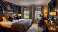 The Lakeside Hotel & Leisure Centre - balcony