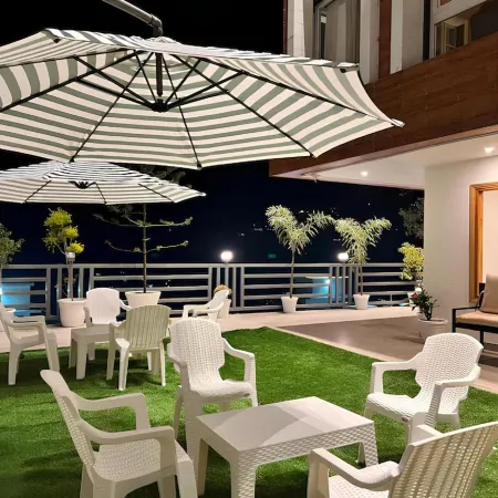 Hotel Rockland Residency