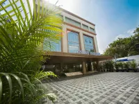 ST Parklane Airport Hotel Chennai - parcheggio