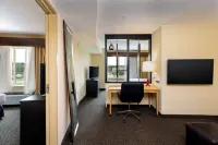 DoubleTree by Hilton Savannah Airport Hotel dekat Georgia Tech Savannah