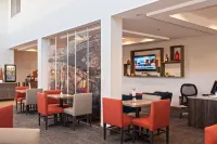 Holiday Inn Express & Suites Chanhassen Hotels in Chanhassen