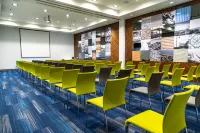 Holiday Inn Express & Suites Ensenada Centro