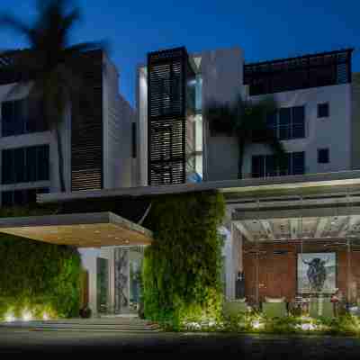 The Ocean Club, a Luxury Collection Resort, Costa Norte Hotel Exterior