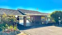 Golden Grain Motor Inn Hotels in Kingswood
