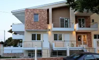 Nikiti Comfort Hotels in Ormos Panagias