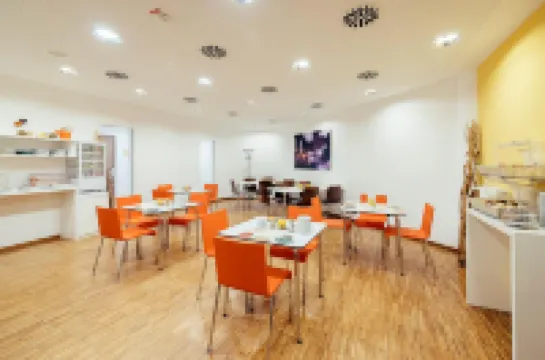 Gzt Das Gästehaus โรงแรมในทือบิงเงิน