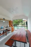 The Esplanade Motel