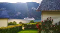Winjum Hostel Stegastein - Mountain view