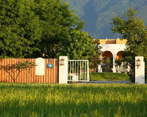 Focaccia Manor Hotels near Skcf