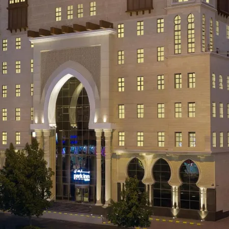 Park Inn by Radisson Makkah Aziziyah Отели рядом с достопримечательностью «Долина Мина»