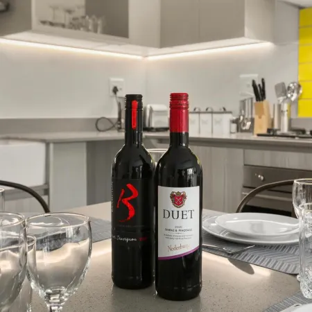 Easy Stay - the Median Rosebank Отели рядом с достопримечательностью «Роузбенк»