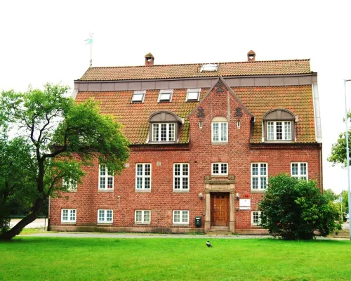 Halmstad Hotell & Vandrarhem Kaptenshamn โรงแรมในฮาล์มสตัด