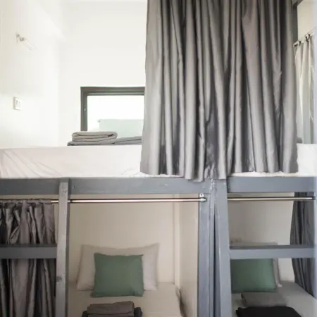 Avisala Hostel Coron