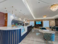 Jawhrat Al Sharq Serviced Apartments Hotel in zona Centro Commerciale Oasis Mall