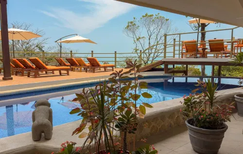 Issimo Suites (Adults Only)