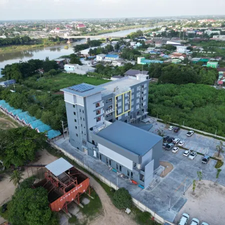 EZY Inn