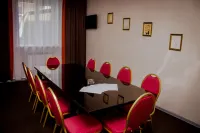 Aura Hotel