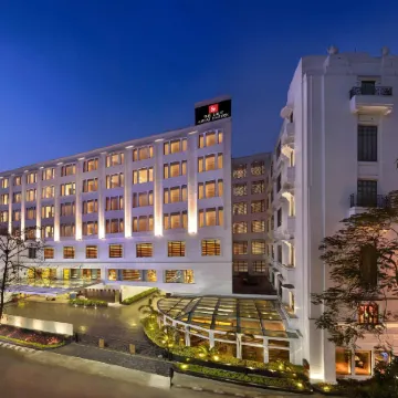 The Lalit Great Eastern Kolkata Отели рядом с достопримечательностью «Консульство США»