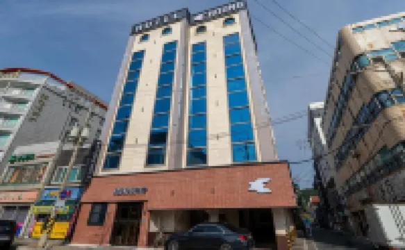 하운드 호텔 통영 항남점 통영 호텔