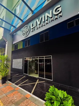 Living At DSulaiman Hotel Отели рядом с достопримечательностью «Asian Heritage Row»