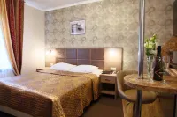 Tsentr Hotel Hotel in zona Temple of St. Seraphim of Sarov