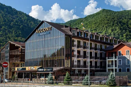 Alcont (Альконт) Отели рядом с достопримечательностью «Roza Khutor  Train Station»