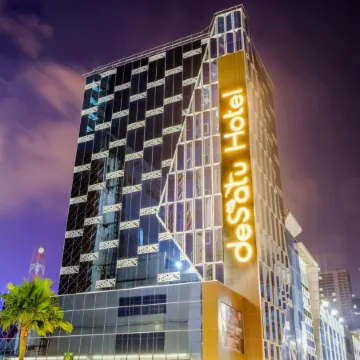 deSatu Hotel Отели рядом с достопримечательностью «Тамрин Плаза»