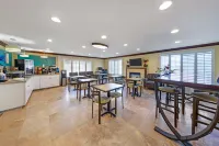 Best Western Harbour Inn  Suites Hotels in Seal Beach