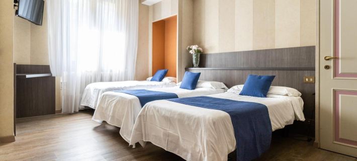 Hotel Garda Hotele w: Mediolan