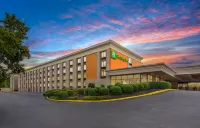 Holiday Inn KNOXVILLE WEST- CEDAR BLUFF RD by IHG Hotels in Knoxville
