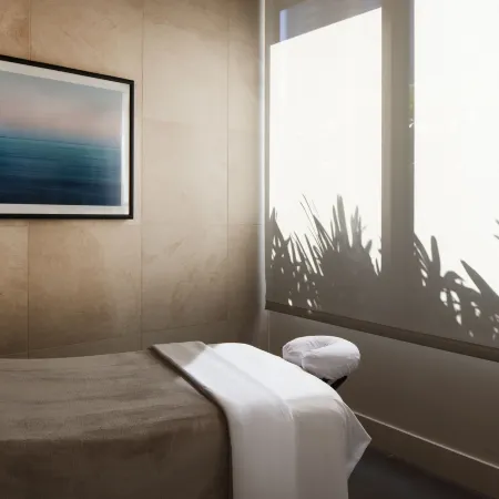 Renaissance Honolulu Hotel & Spa