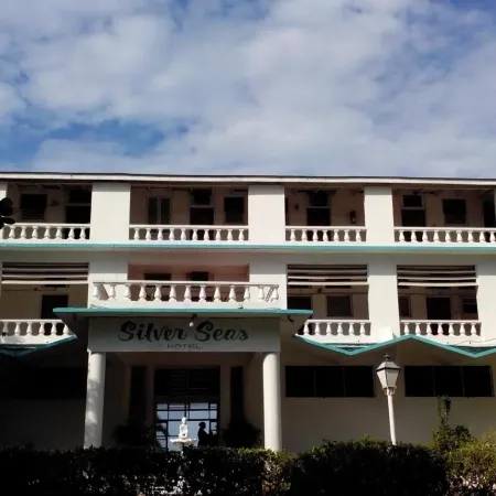 Silver Seas Hotel