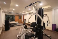 Savoy Suites Noida - Gym