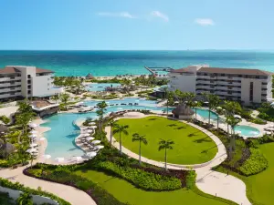 Dreams Playa Mujeres