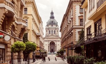 Courtyard Budapest City Center
