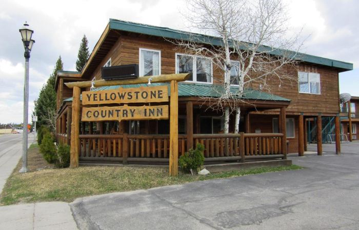 Yellowstone Country Inn