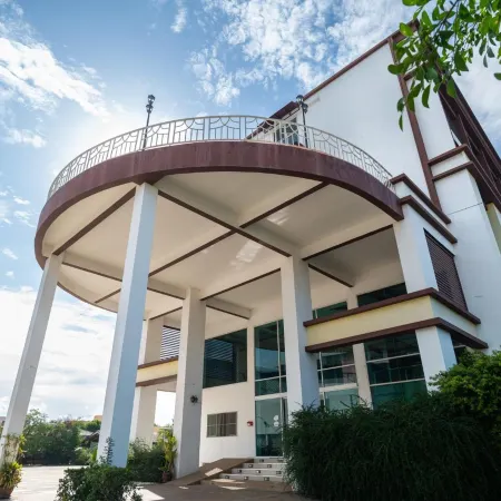 River Hotel - The Outstanding Venues Nakhon Pathom