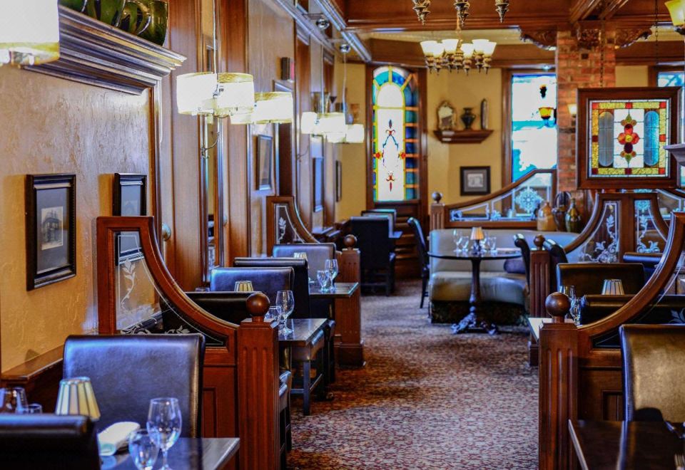 더 팔러 인 욕실 모습