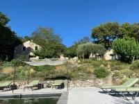 Les Esplanes Hotels in Grignan