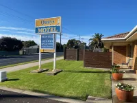 Quays Motel San Remo - parking