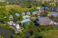 Kampot Eco Village Hotels in Thmei