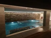 Hotel Touring - Pools