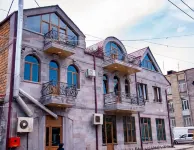 โรงแรมฮาร์-มาร์ โรงแรมใน