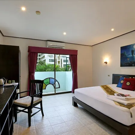 Angus O'Tool's Guesthouse