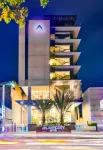 أتلانتيك سيتي هوتل Hotels near مطار حسين ساسترانيغارا