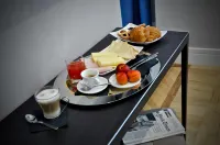 Place 24 Suites & Wellness - Hotel/Alloggi familiari
